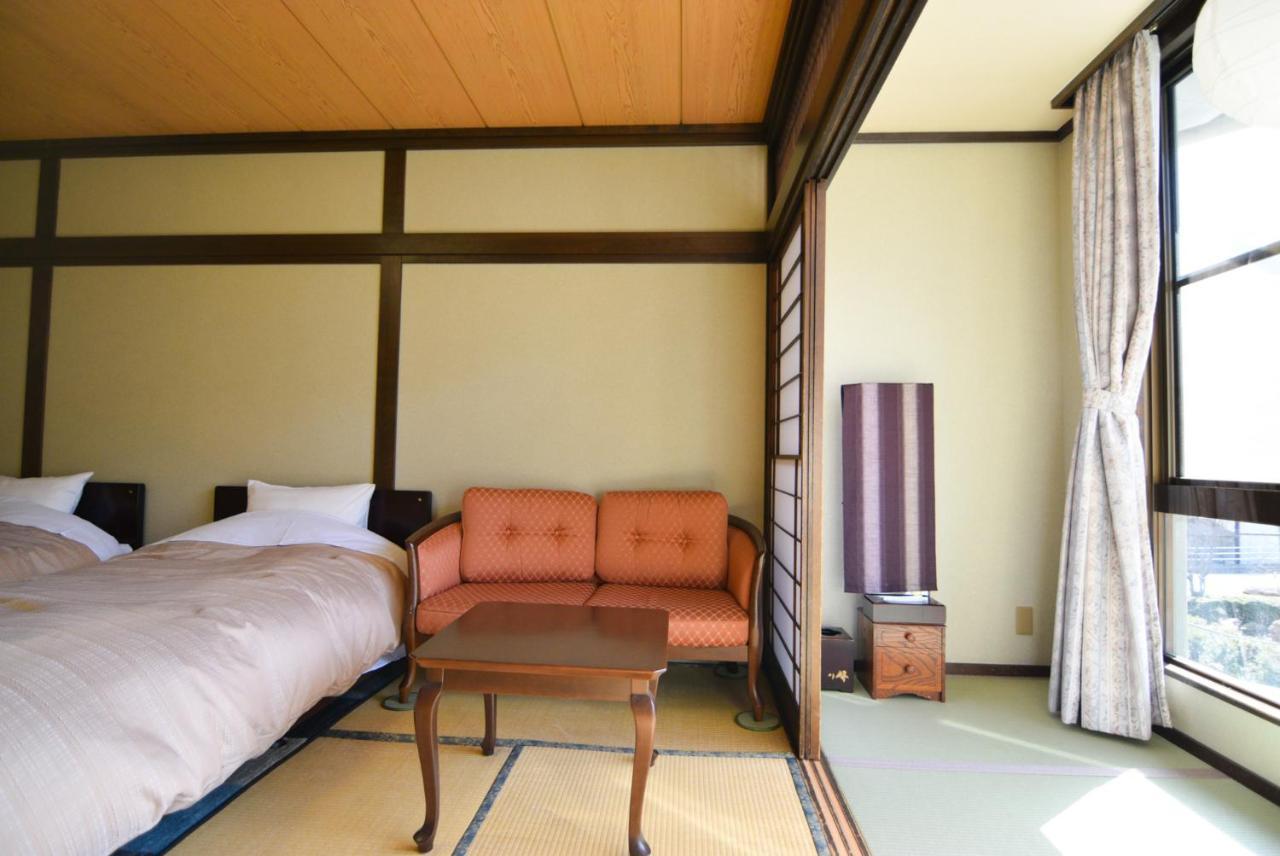 Hotel Yamabuki Komagane Esterno foto